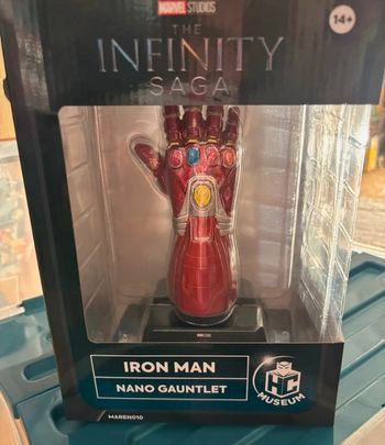 Infinity saga Iron Man - nano gauntlet - neuf jamais ouvert