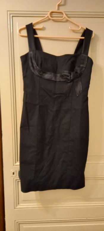 Robe noire Caroll