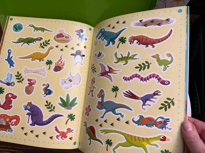 Lot 1 magazine et coffret Dinosaures - photo numéro 5