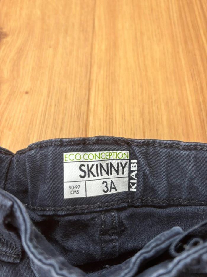 Jean skinny bleu marine Kiabi 3 ans - photo numéro 3