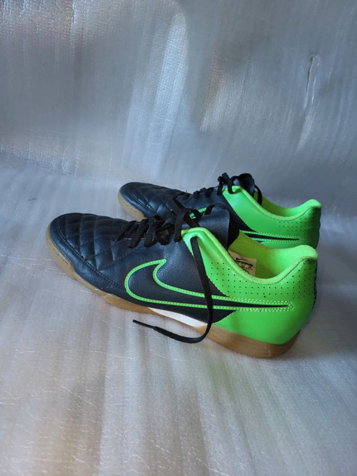 Chaussures foot nike - photo numéro 8