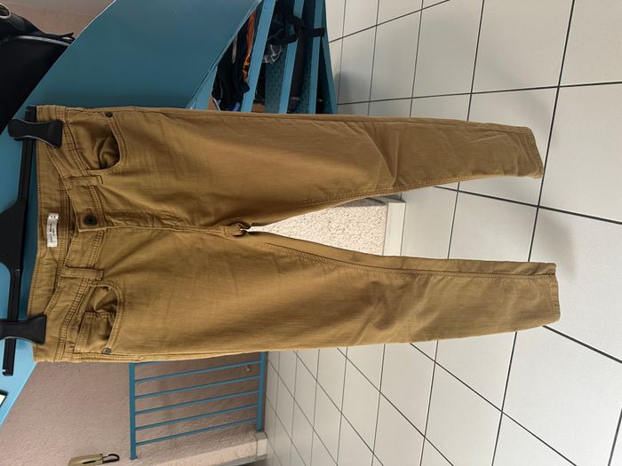 Jeans moutarde taille 14 ans en très bon état - photo numéro 5
