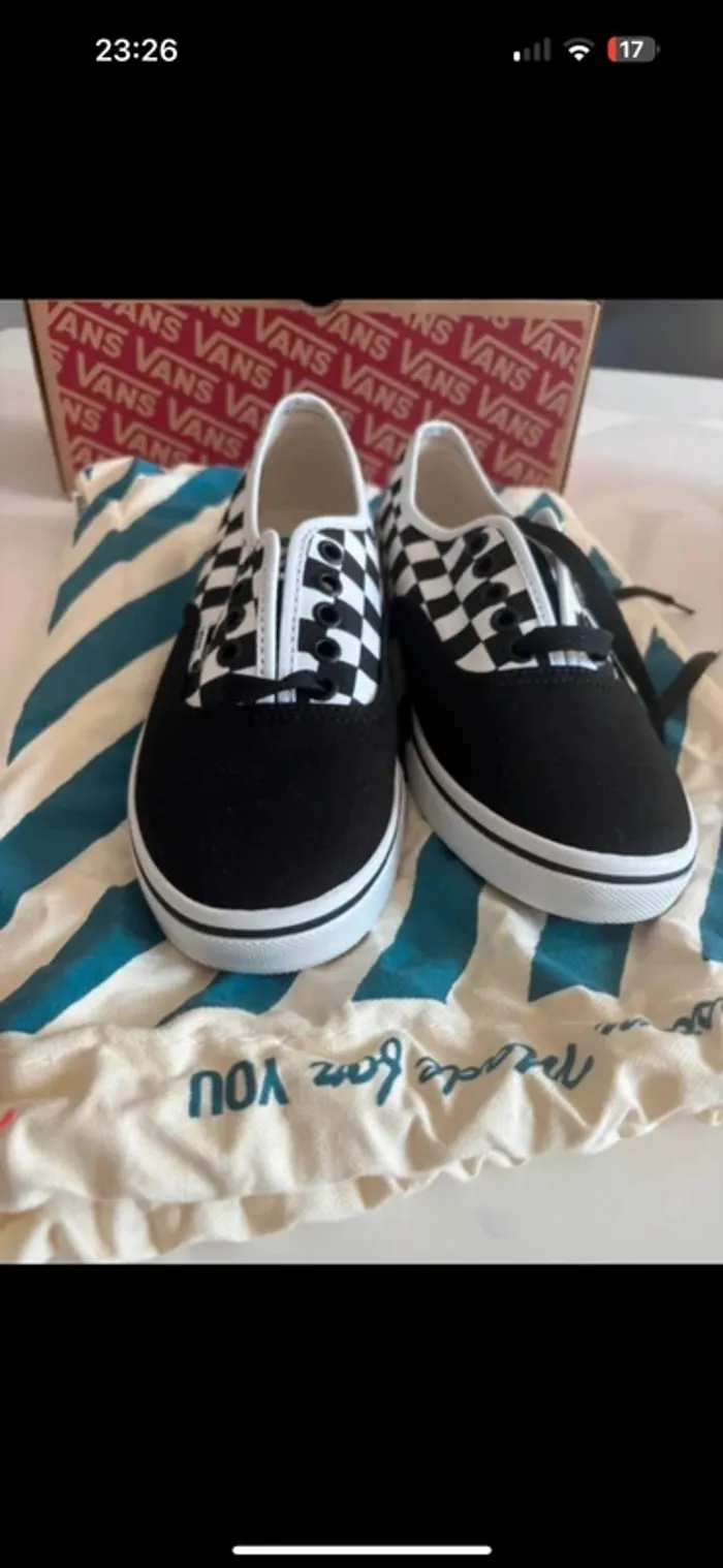 Vans Authentic Femme Taille 37 - Neuf avec Boîte - Noir/Blanc Damier - photo numéro 2