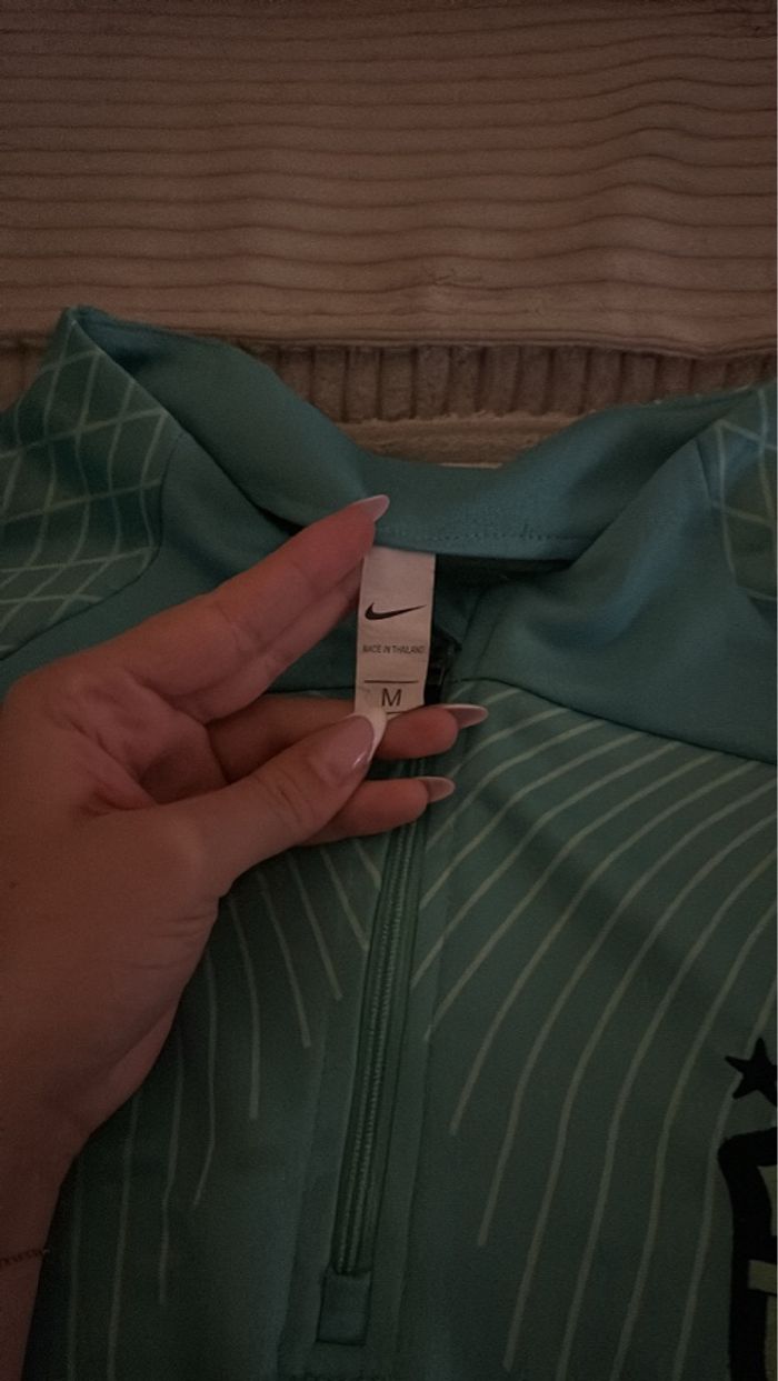 haut Nike - photo numéro 2