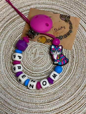 Attache tétine chat