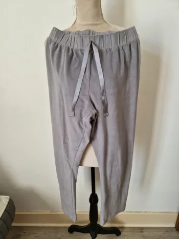 Pantalon piloupilou velour gris taille 38 40