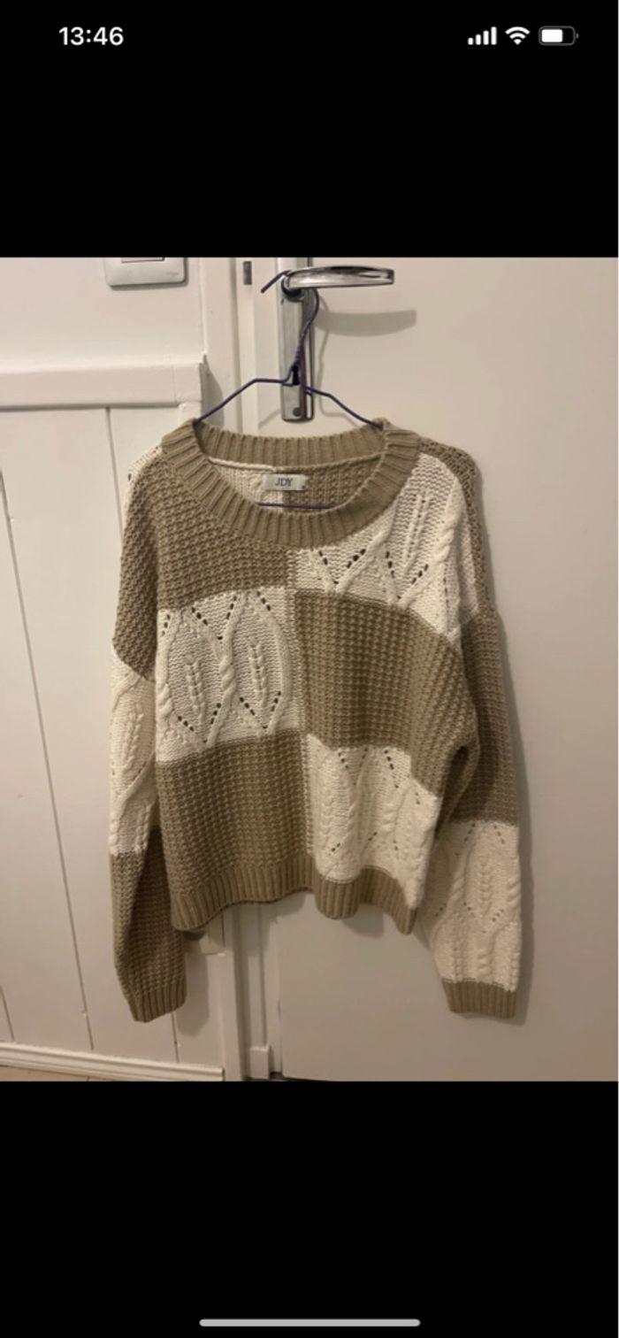 Pull neuf sans étiquette - photo numéro 2