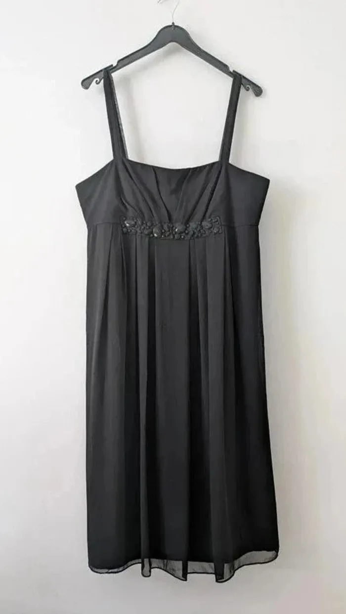 Robe chic noire en soie - 123 - taille 44