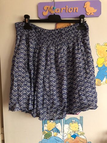 Jupe bleue et blanche à motifs, taille 36, marque Women Only.