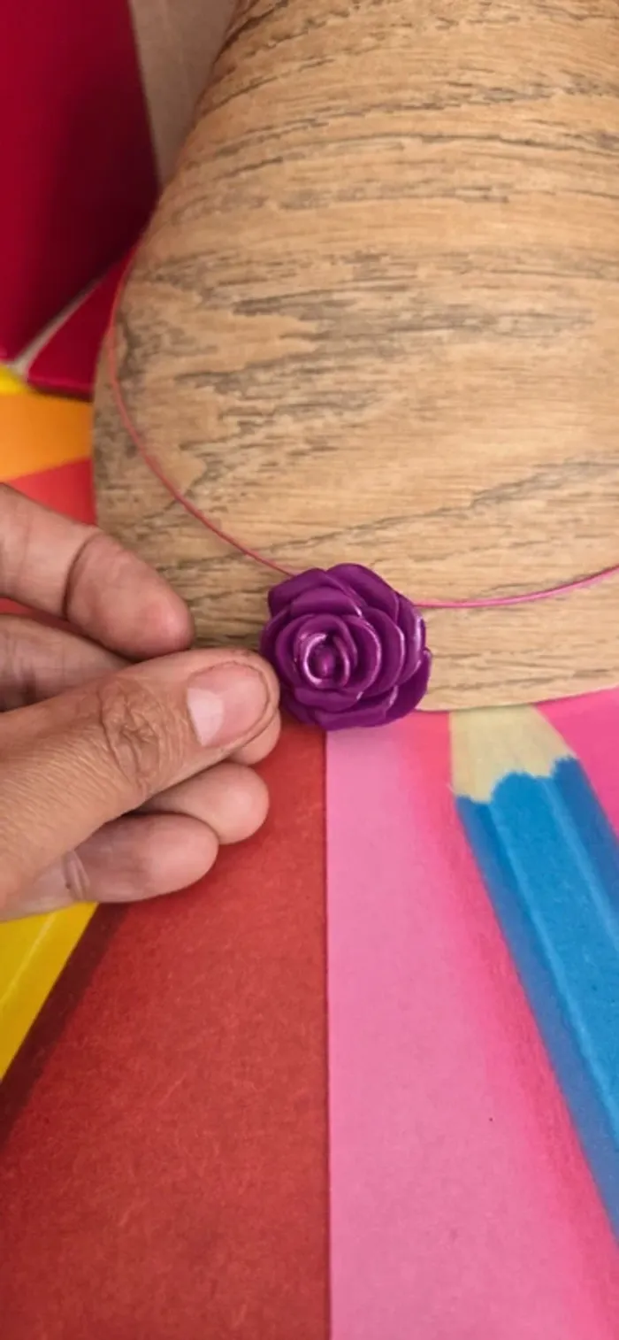 Collier rose violet fimo neuf - photo numéro 2