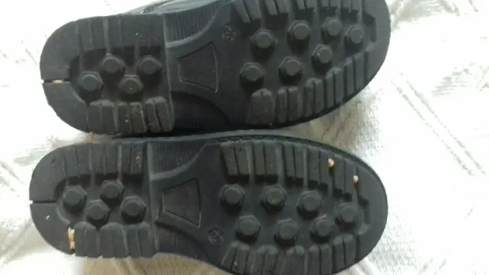 Chaussures noires vernis noeud à paillettes pointure 26 - photo numéro 2