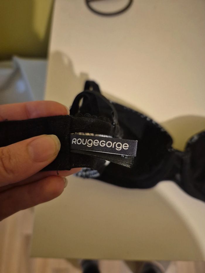 Soutien gorge - photo numéro 3