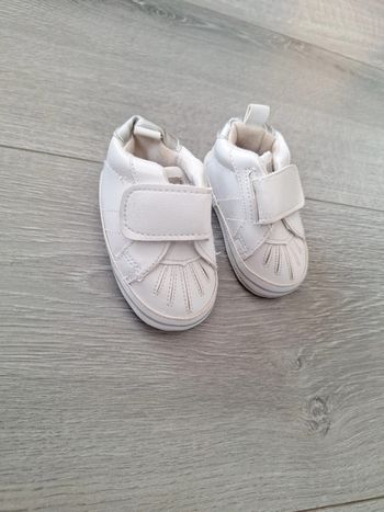 Chaussure bébé 3/6 mois