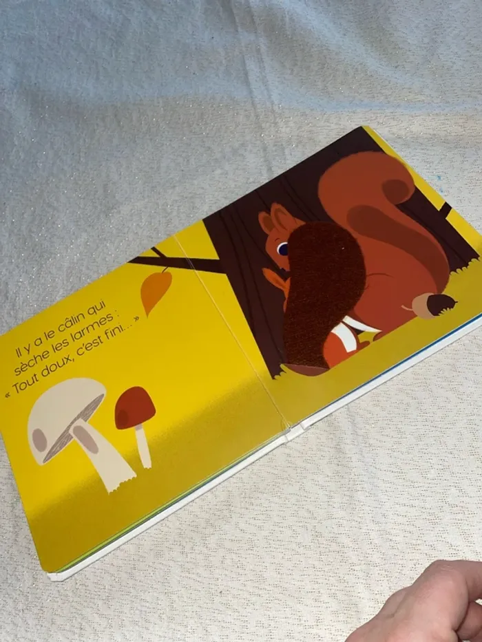 Livre des câlins petit doux neuf - photo numéro 11