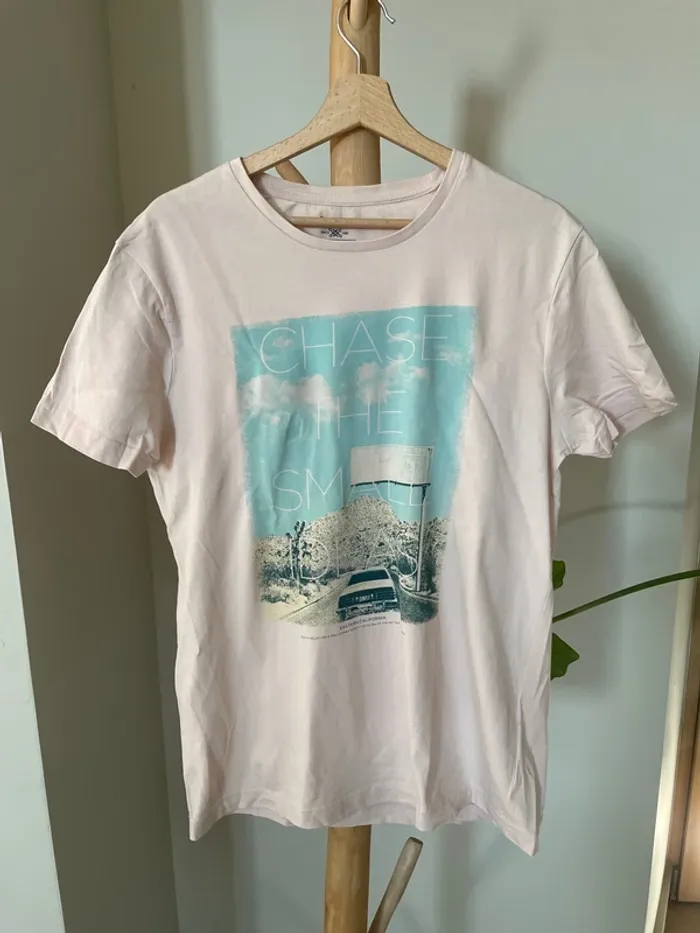 Tee-shirt rose pale imprimé