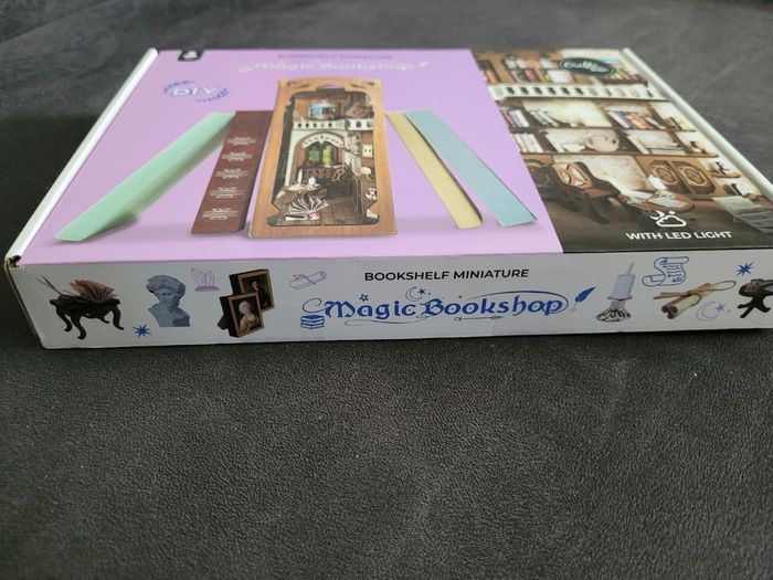 Bookshelf Miniature "Magic Bookshop" Craft&Co - photo numéro 2