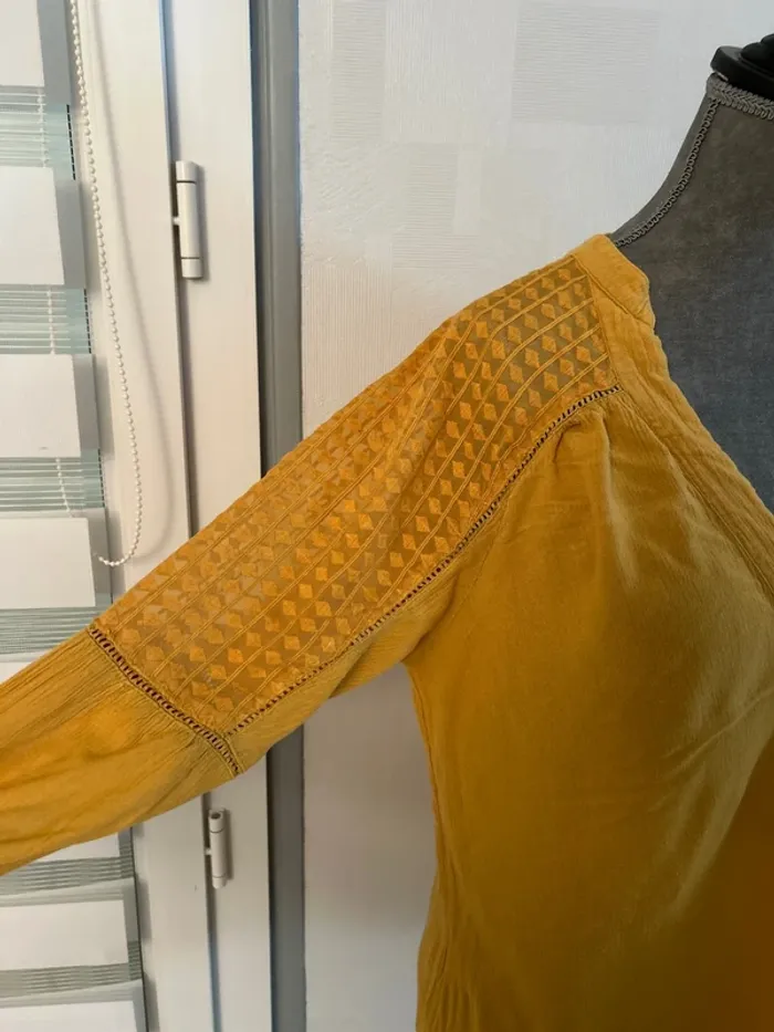Chemise jaune - photo numéro 3