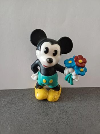 Figurine mickey mouse vintage bouquet de fleurs