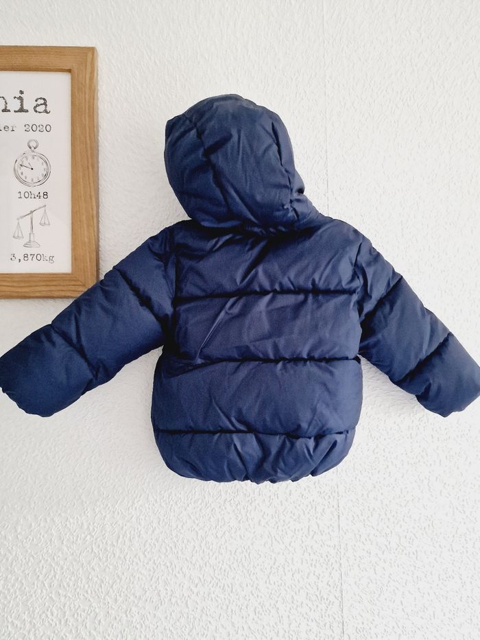 H&M - Doudoune / manteau / veste manches longues, capuche amovible - Neuve ! (18 mois) - photo numéro 5