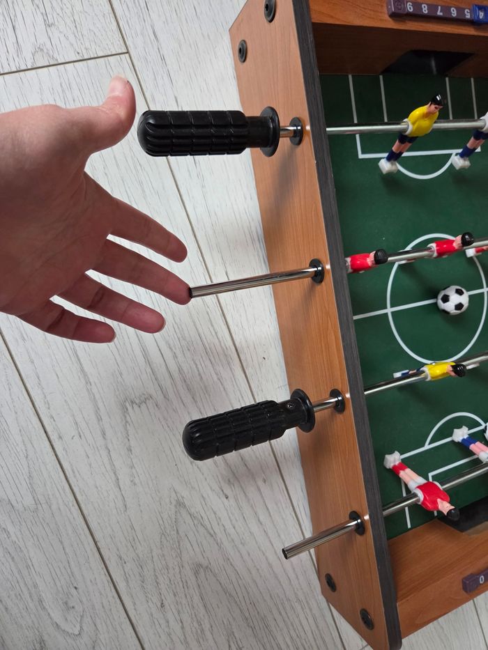 Mini baby-foot de table - photo numéro 5