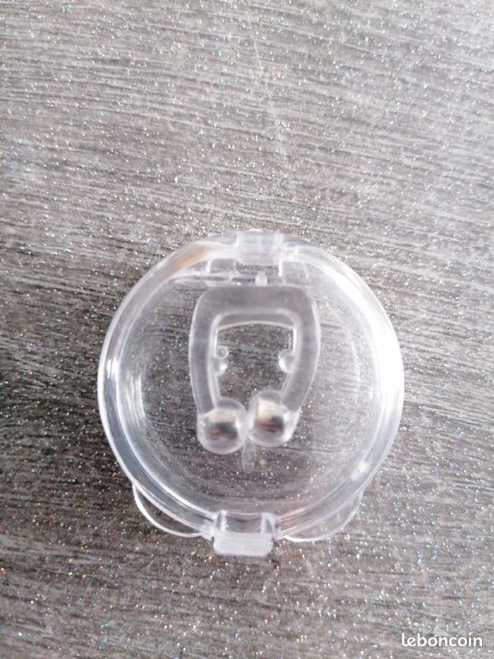 Pince nez anti ronflement