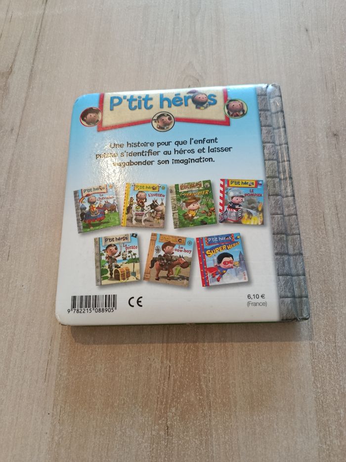 Livre petit héros le chevalier - photo numéro 2