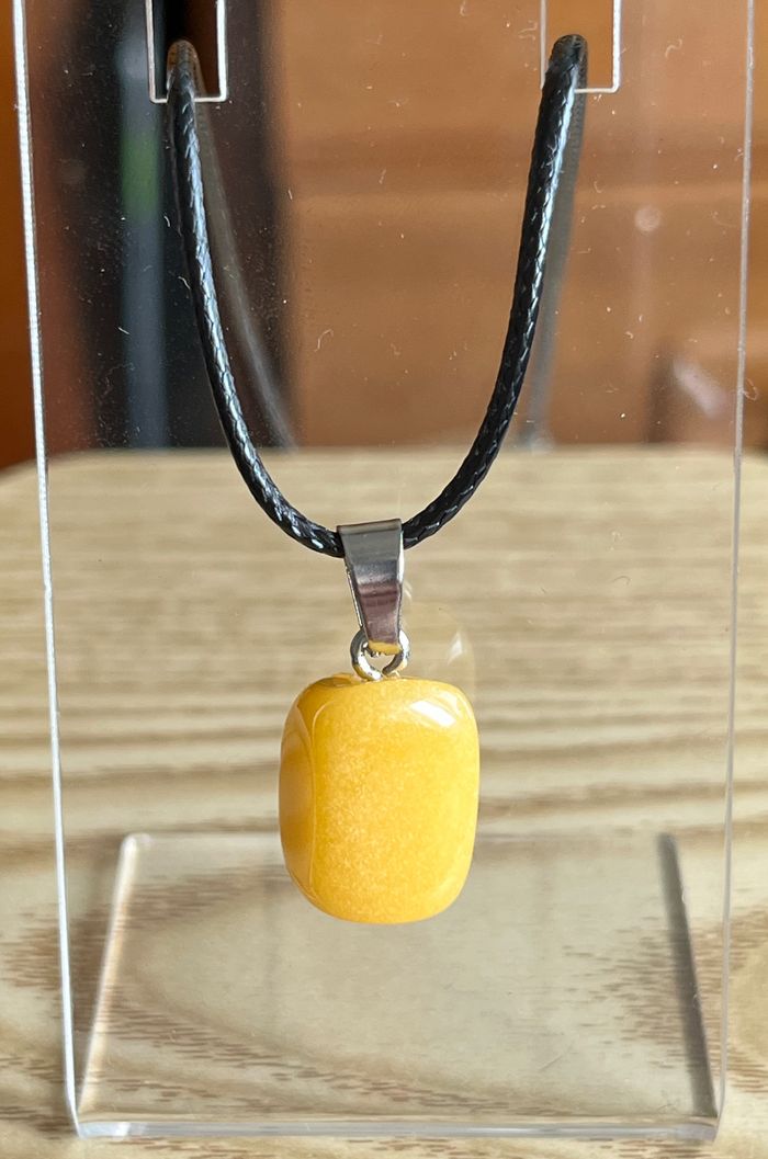 Collier pierre jaune
