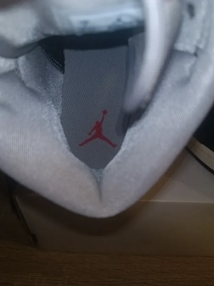 Air Jordan 1 mid pointure 38 - photo numéro 9