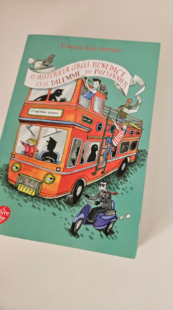 Le mystérieux cercle Benedict tome 3 - photo numéro 2