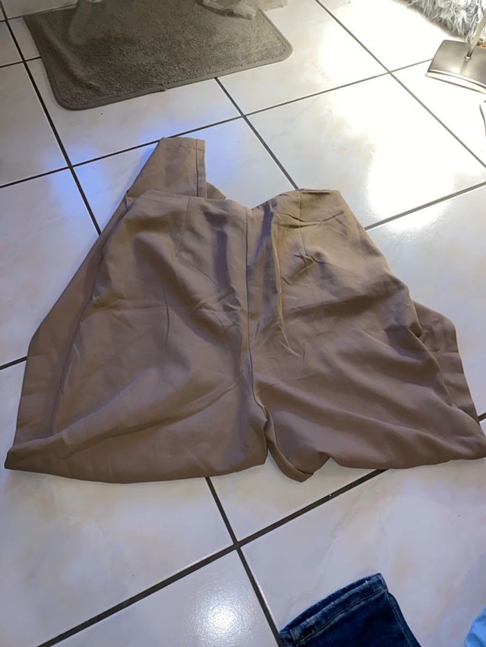 Pantalon Missguided, taille 40 - photo numéro 2