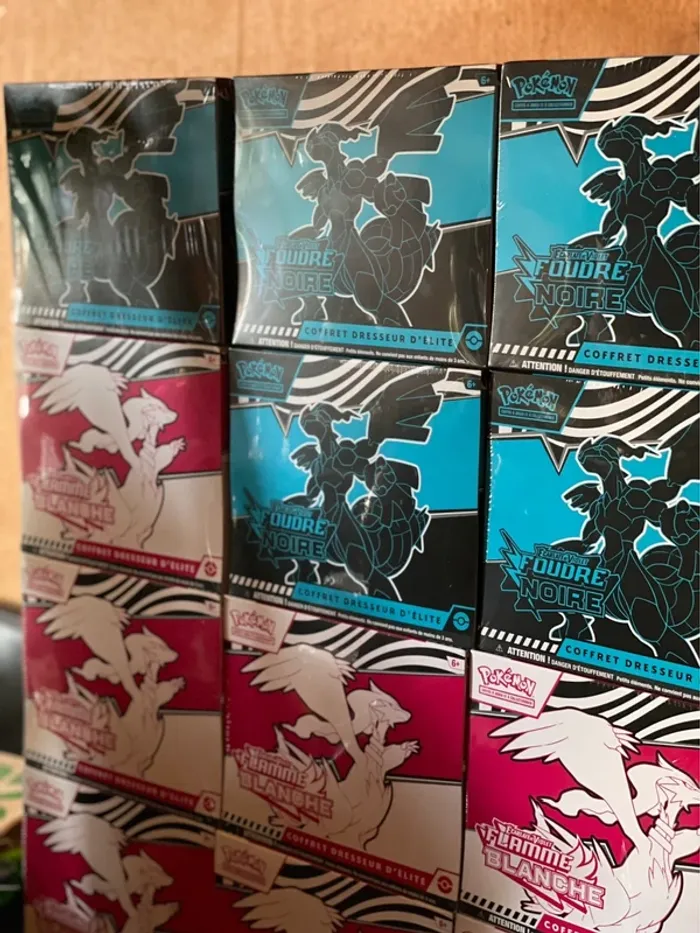 ETB – Pokémon – EV10.5 – Noire – Blanche - FR- scellé - photo numéro 3