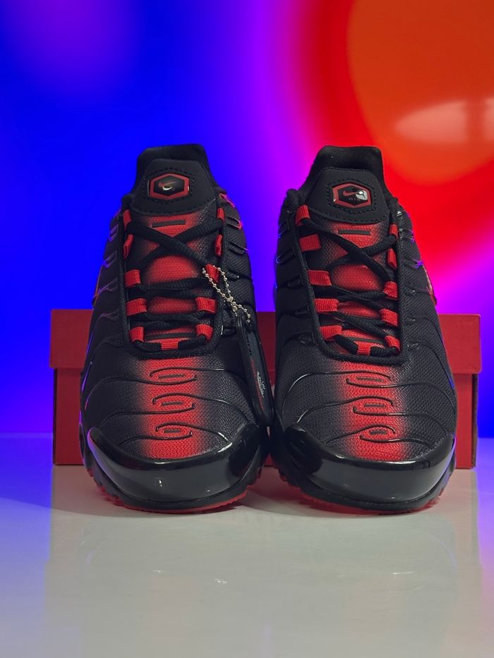 Nike Tn Air Max Plus neuves taille 41  avec boîte – envoi express - photo numéro 5