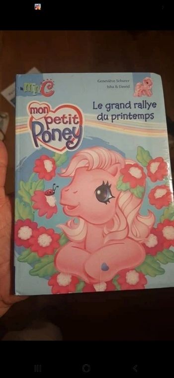 Livre petit poney