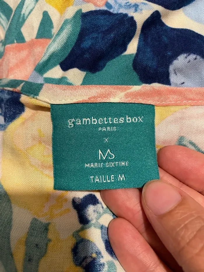 Robe manche courte bleu motif fleur multicolore neuf Gambettes box Marie Sixtine taille M - photo numéro 6