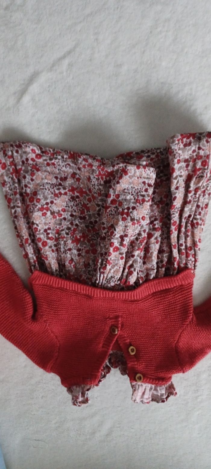 Très jolie petite robe bébé fille T 3 mois = 59cm - photo numéro 8