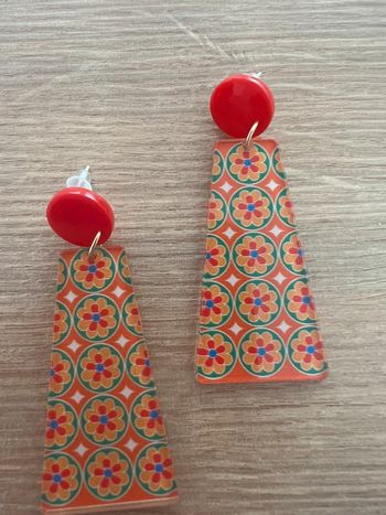 Boucles d’oreilles rouges fleurs