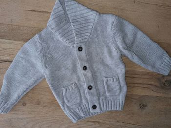 Pull garçon kiabi 9 mois