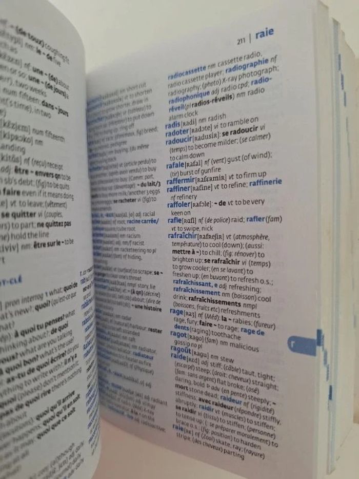 Petit Dictionnaire anglais français - photo numéro 2