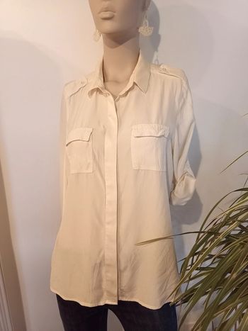 Très jolie chemise en soie 🤩