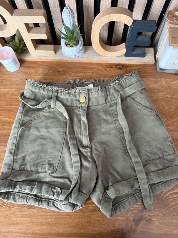 Short kaki 8 ans - photo numéro 2