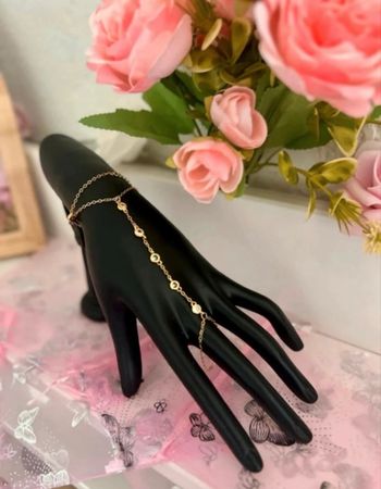 Bijoux de main 