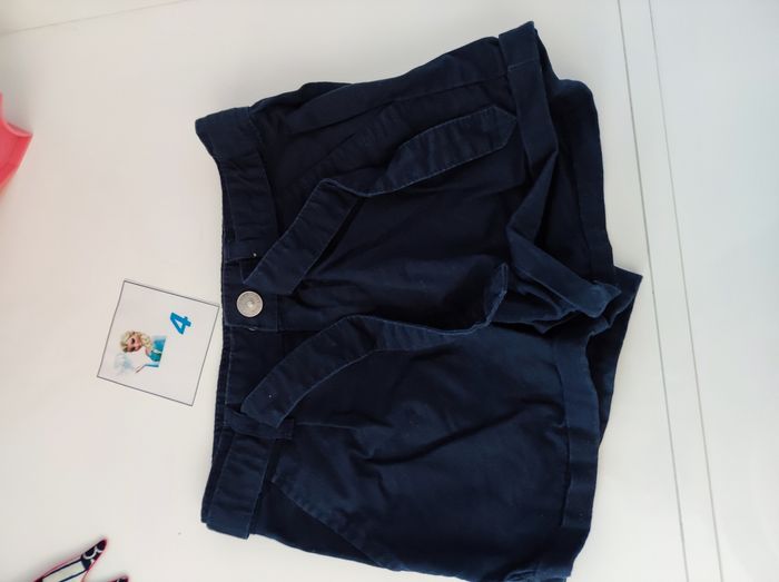 Short bleu marine