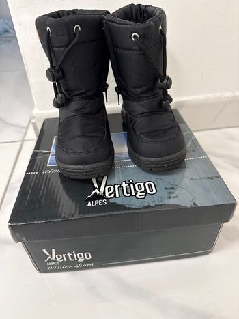 Bottes ski enfant vertigo Alpes