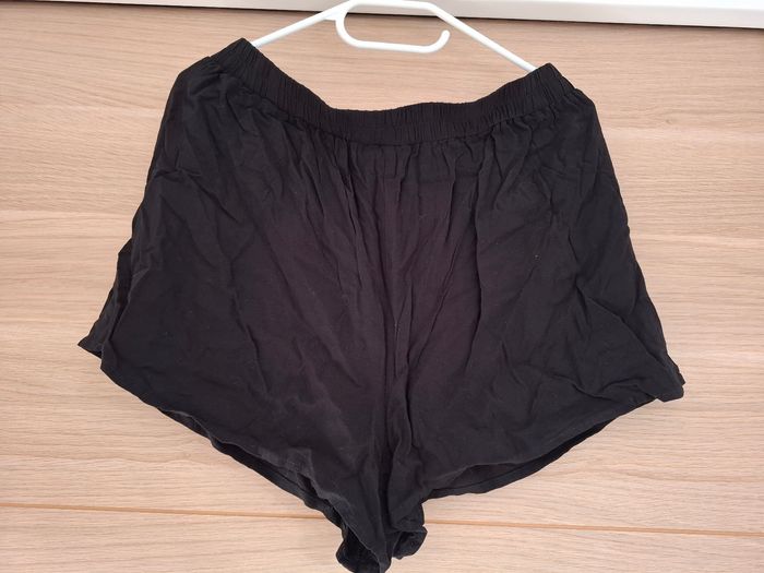 2 shorts primark 44 - photo numéro 5