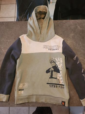 Sweat naruto garçon
