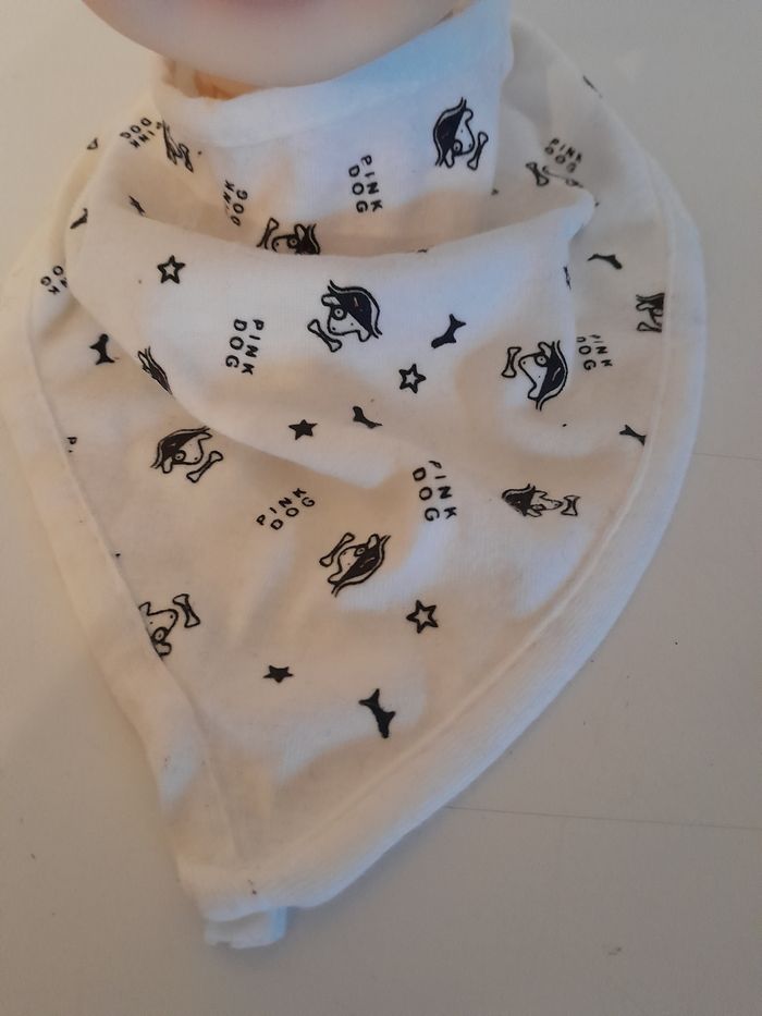 Ensemble bébé bonnet et foulard bavoir tête de mort - photo numéro 7