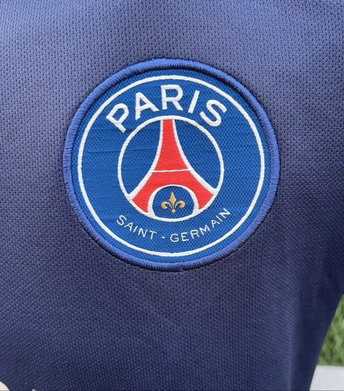 Maillot Neymar PSG - photo numéro 8