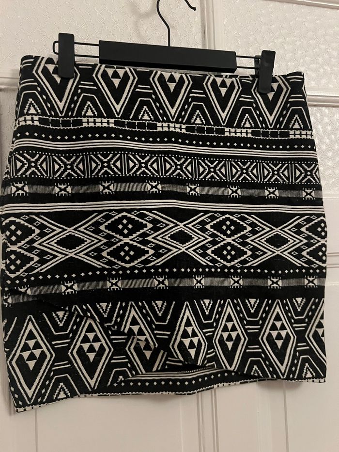 Jupe droite H&M taille S noire
