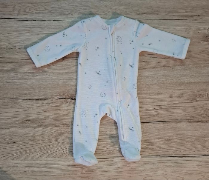 10 pyjamas bébé taille 1 mois - photo numéro 4