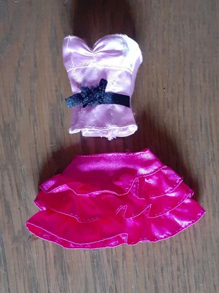 🎀 jupe et bustier rose poupée Barbie